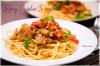 Mỳ Ý với cà tím xào cay