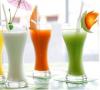Pha nước uống đi picnic với trái cây và trà Lipton