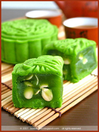 Bánh Trung thu trà xanh