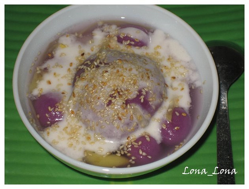 Chè trôi nước khoai mỡ tím